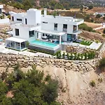 Luxury Tomillo Vila *