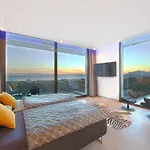 Luxury Tomillo Vila