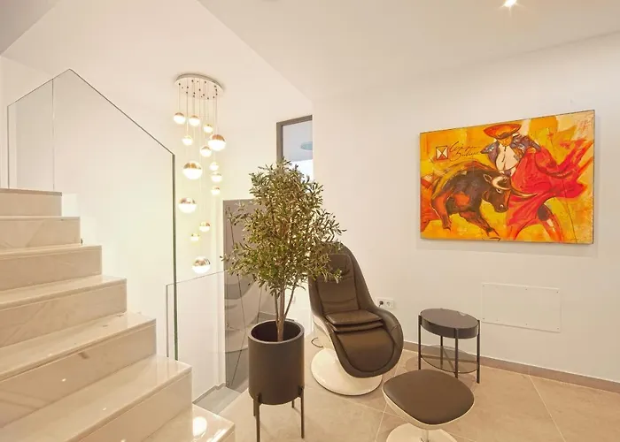 别墅 Luxury Tomillo *